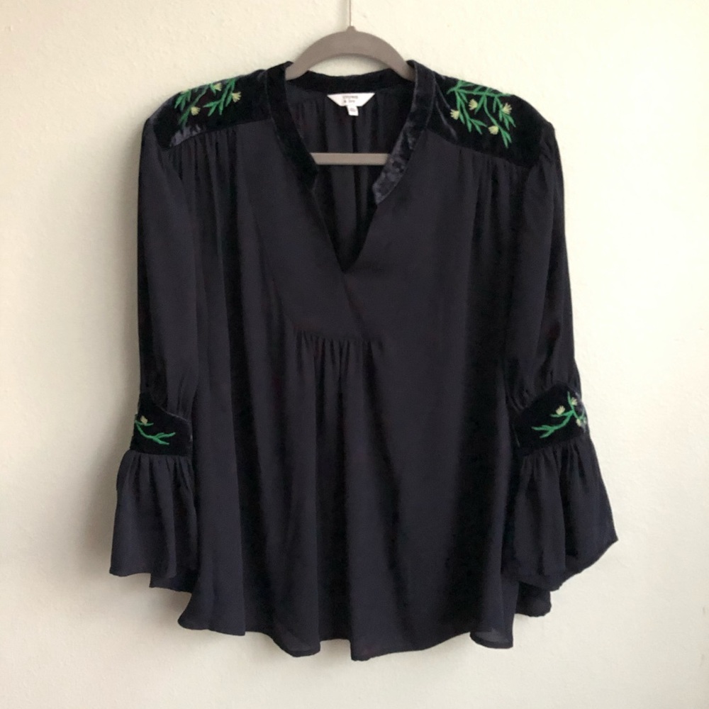 NEW Crown And Ivy  peasant boho blouse top